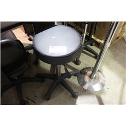 ASSORTED SALON STOOLS