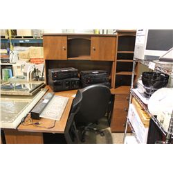 WALNUT OFFICE DESK WITH 2 CHAIRS