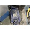 Image 1 : NAPA 3.5 TON MOBILE FLOOR JACK