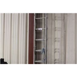 26 FT ALUMINUM EXTENSION LADDER