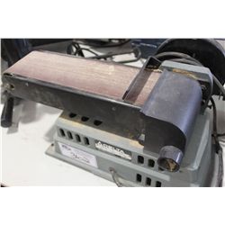 DELTA TABLE TOP GRINDER / SANDER