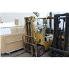 Image 1 : NISSAN 2 STAGE 4000 LB GAS FORKLIFT