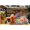 Image 1 : WORMDRIVE SAW & HAND BAND SAW