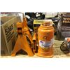 Image 1 : LOT OF BOTTLE JACKS & JACK STANDS