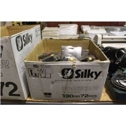 BOX OF BLADE DISPENSERS