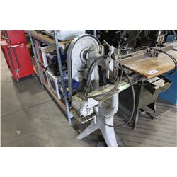 BOSTITCH SMALL ELECTRIC STITCHING MACHINE