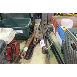 LOT OF LARGE TOOLS