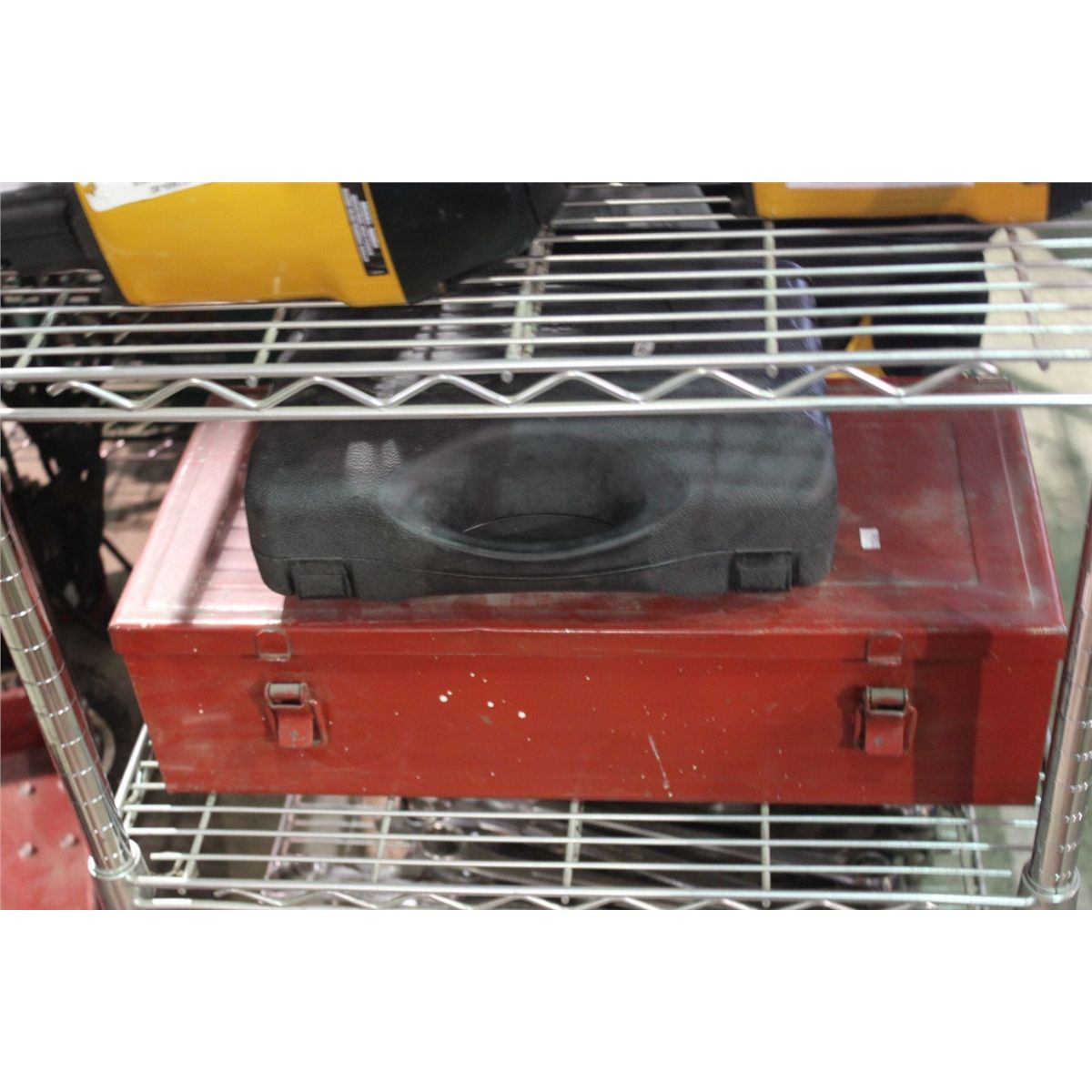 DRILL BIT SET & PORT-A-POWER