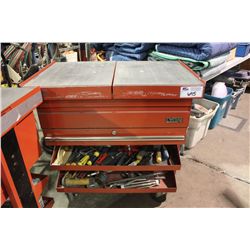 LYON MOBILE TOOL BOX & CONTENTS