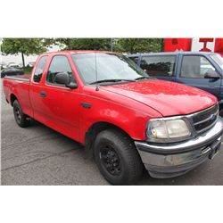 1997 RED FORD F250 2WHDR XL SERIES 389,271KM GAS