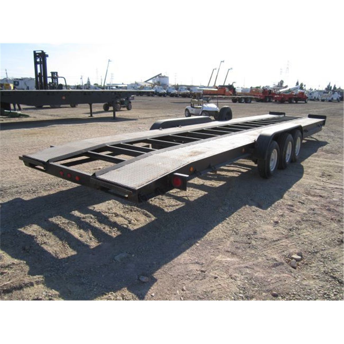 2007 AzTex TriAxle Car Hauler Trailer