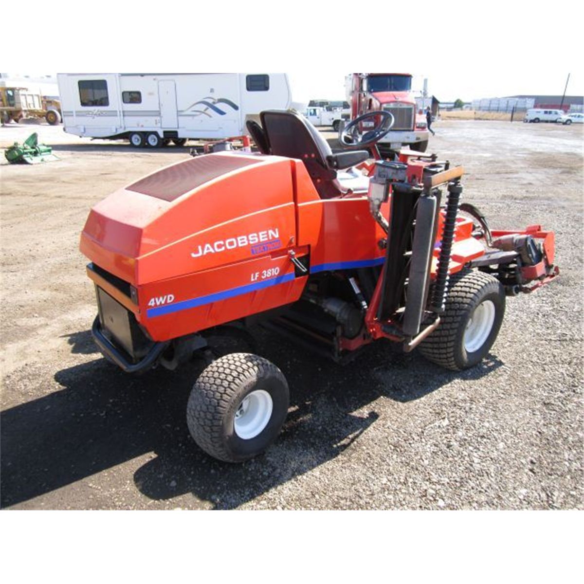 Jacobsen LF3810 Ride On Lawn Mower