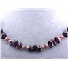 Image 1 : 14k Yellow Gold Necklace with Garnets