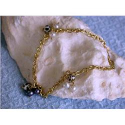 14k Yellow Gold Bracelet with Pearls