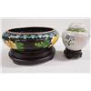 Image 1 : 2 Cloisonne Bowl and Lidded Jar on Stands