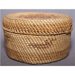 MACAW LIDDED BASKET