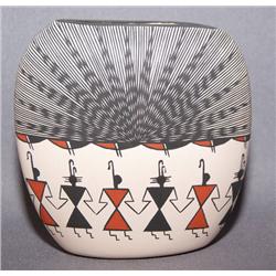 ACOMA POTTERY VASE