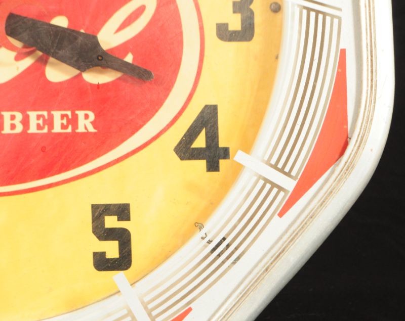 Pearl Beer Neon Clock