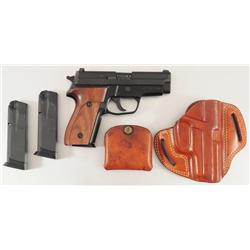 Sig Sauer P229 .40 with Holster & Clips FFL