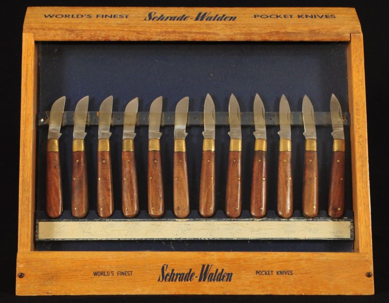 Schrade Walden Pocket Knife Countertop Display