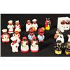 Image 2 : Collection of 40 Black Americana Salt Shakers
