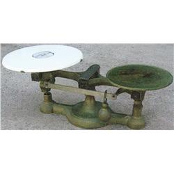 Fairbanks Standard Scale with porcelain top, 1910 ca.