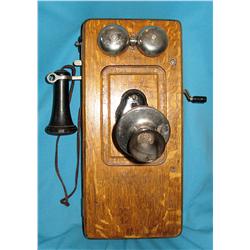 Hand crank oak wall phone, fine cond.