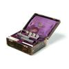 Image 1 : SURGICAL KIT.