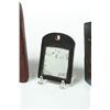 Image 3 : HOUR GLASS AND TWO MIRRORS.
