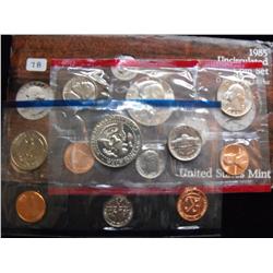 1985 UNC COIN SET P AND D