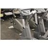 Image 2 : LIFE FITNESS 95CI UPRIGHT EXERCISE BIKE