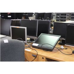 LARGE LOT OF ASSORTED LCD MONITORS