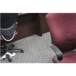 BURGANDY HIGHBACK EXECUTIVE CHAIR