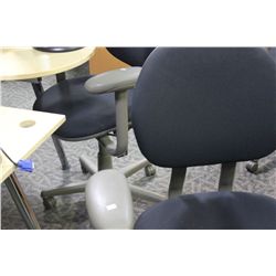 BLACK ERGONOMIC TASK CHAIR