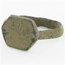 Ancient Roman Bronze Ring 1800+ y/o (ANT-802)