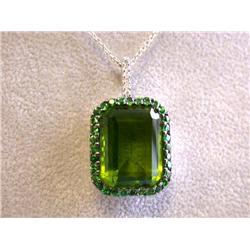 18kw Gold Necklace w/ Diamonds, Tsavorite & Green Glass