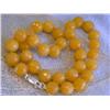 Image 3 : Dyed Yellow Jade Necklace with Silver Clasp