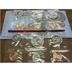 1994 US MINT SET (UNC) P/D (WITH ENVELOPE)