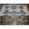 1977 US MINT SET (UNC) P/D (WITH ENVELOPE)