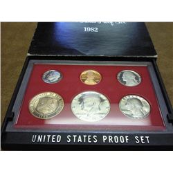 1982 US PROOF SET (WITH BOX)