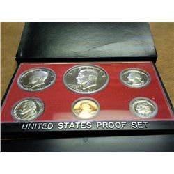 1975 US PROOF SET (WITH BOX)