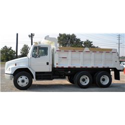 2000 FREIGHTLINER FL80  TANDEM