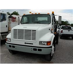 1999 INTERNATIONAL 4700  FLATBED