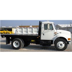 1999 INTERNATIONAL 4700  FLATBED