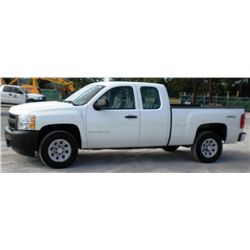 2009 CHEVROLET SILVERADO  EXT CAB 4X4