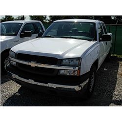 2005 CHEVOLET SILVERADO  EXT CAB 4X4