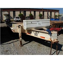 2000 BETTER BUILT TRI-AXLE  TILT DECK