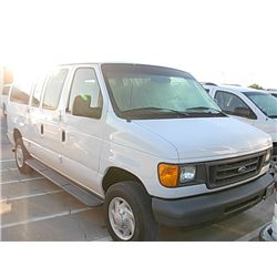 2007 FORD E-350  VAN