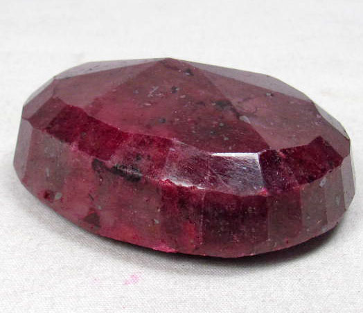 547 CT NATURAL RUBY GEMSTONE