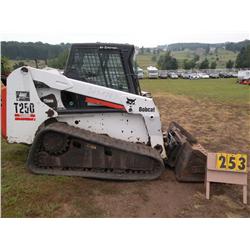 2005 Bobcat T250        SN-525611446